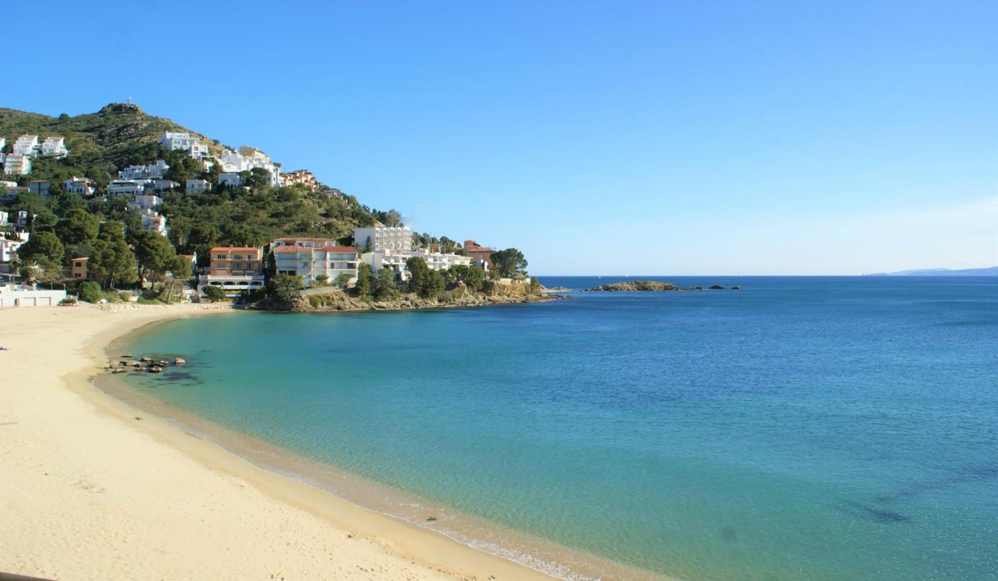 Apartamento En Roses Con Vistas Al Canal Y Piscina Экстерьер фото